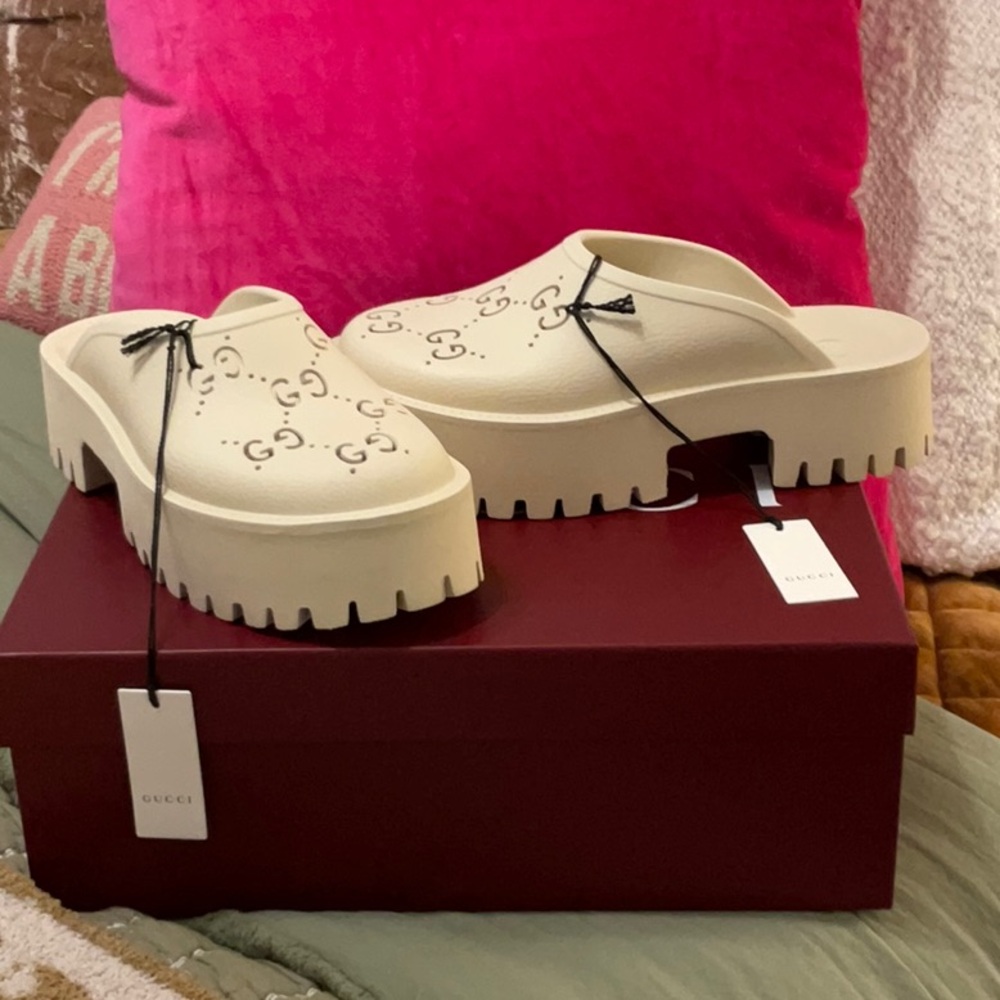 Gucci Women's Cream Platform Clog Mules